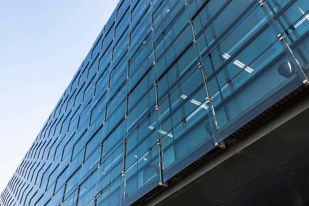 Low-E Glass in Dubai: Window and Facade Heat Control Guide